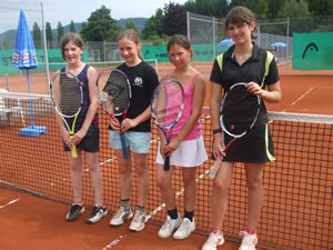 Überzeugende Leistung der U14-Juniorinnen v.l. Katharina Schmider, Sandra Tramm, Hanna Häfer und Kristina Kapric